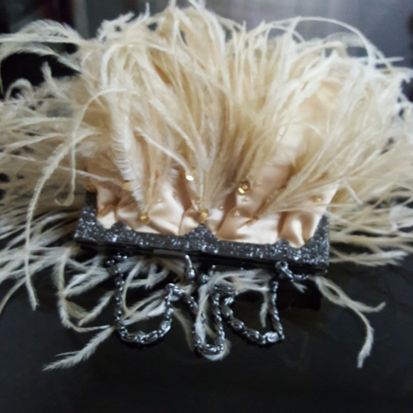 Gold beaded evening, satin bag, with fringes - Picture 2 of 7